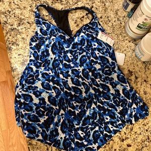 Magicsuit bathing suit top with padded inserts and built-in underwire